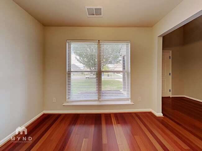 Building Photo - 3088 Rosewalk Dr