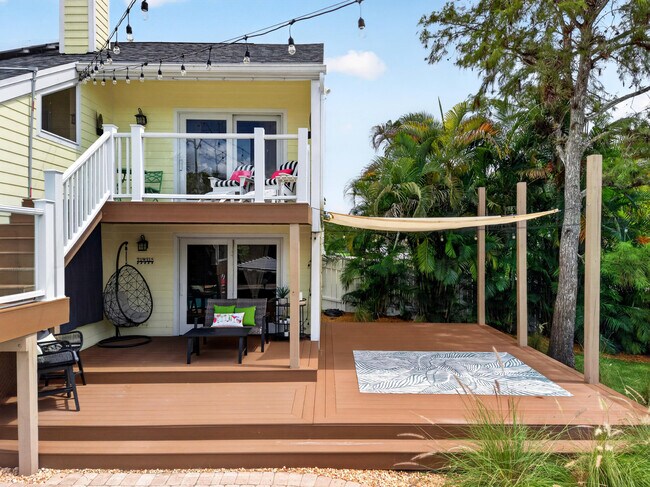 Building Photo - 13074 La Mirada Cir