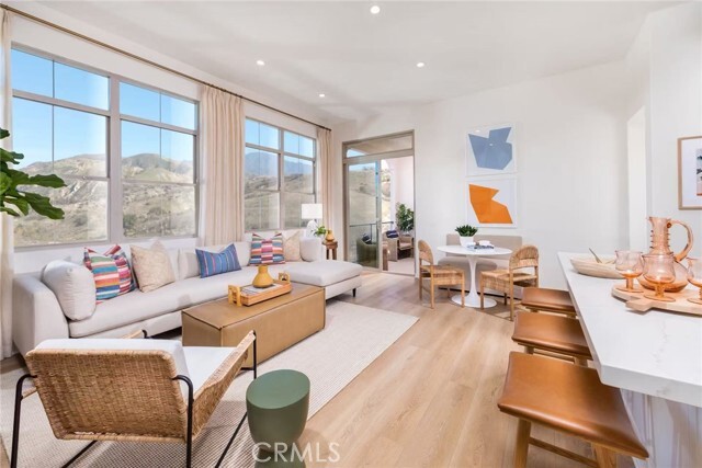 Building Photo - 126 Sunnyside