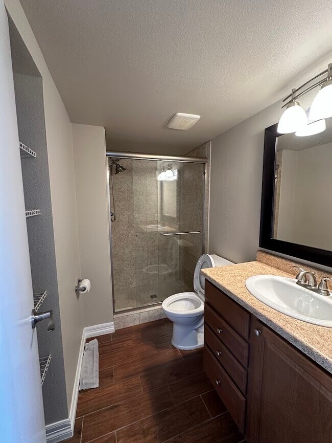 Building Photo - 1872 S Pitkin Cir