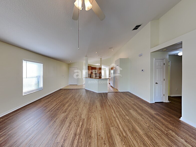 Building Photo - 3348 Clover Blossom Cir