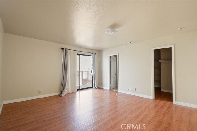 Building Photo - 4438 W 165th St