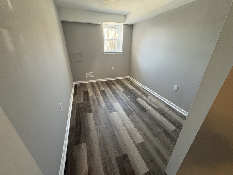 Building Photo - 906 N Fulton Ave