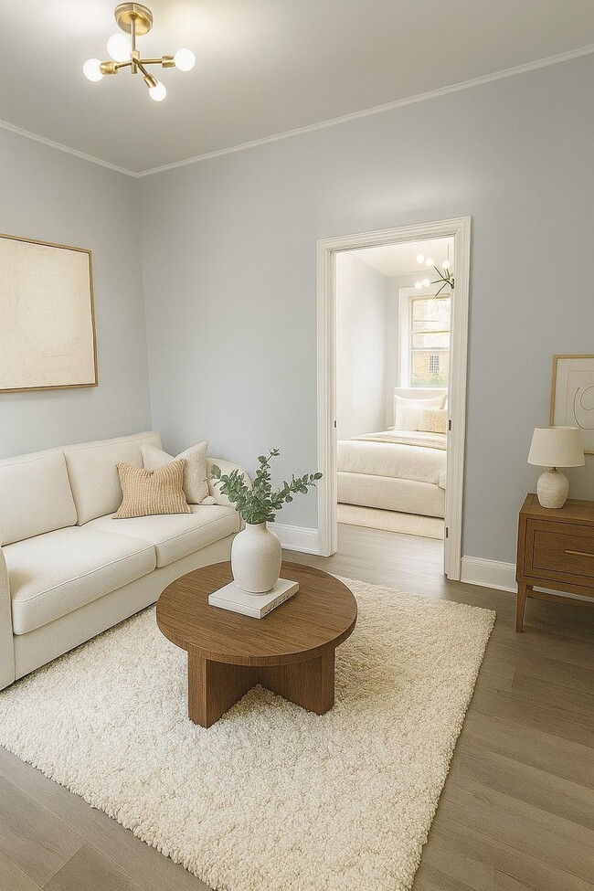 Building Photo - 396 Woodlawn Ave