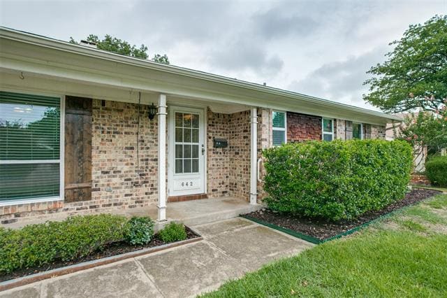 Building Photo - 642 Cambridge Dr