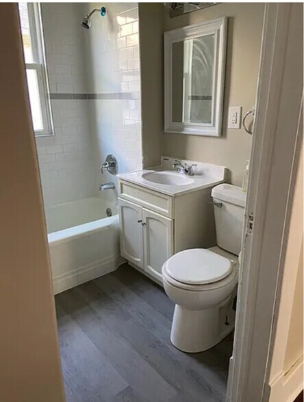 Building Photo - 3215 N 60th St