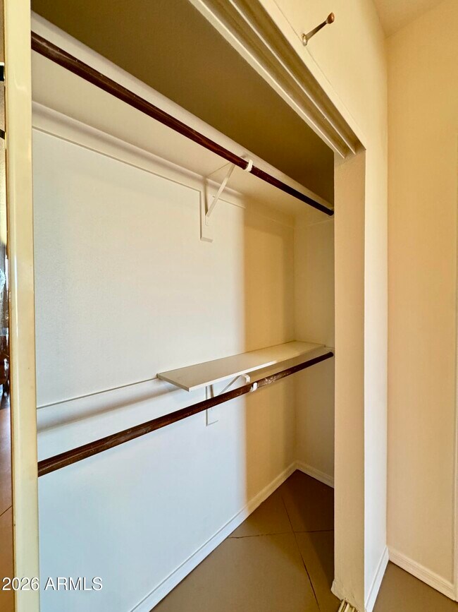 Building Photo - 1701 E Colter St