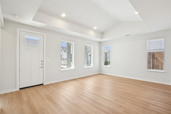 Building Photo - 3651 S Custer Rd