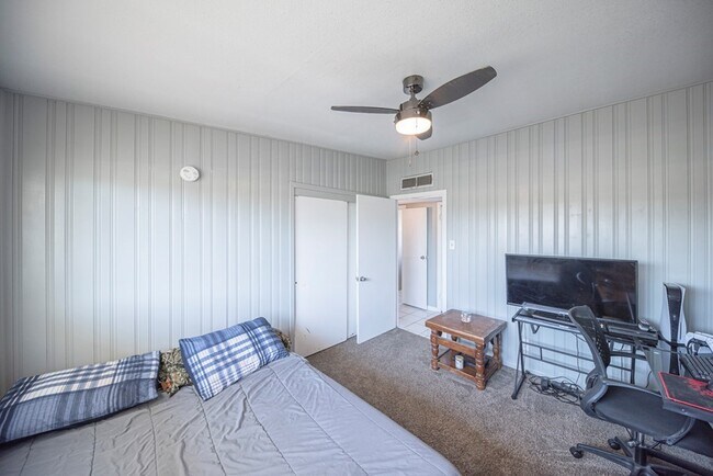 Building Photo - 2901 Nabors Ln