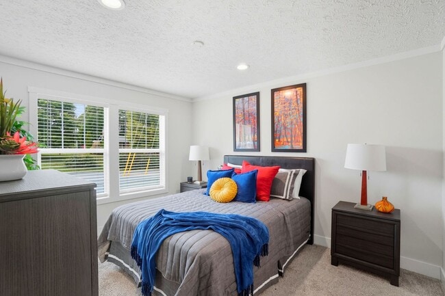 Building Photo - 2102 24th St NE