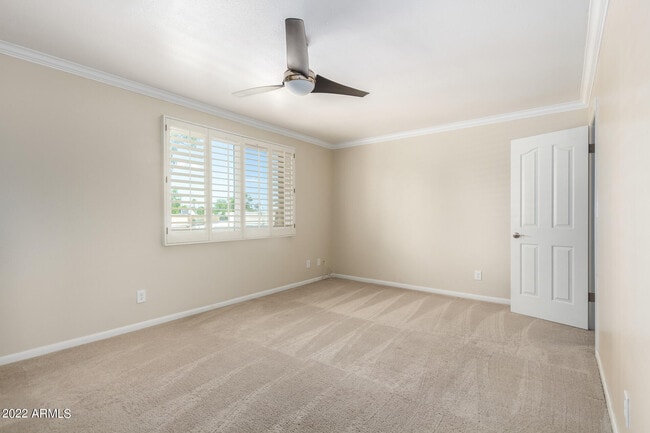 Building Photo - 8482 E Chaparral Rd