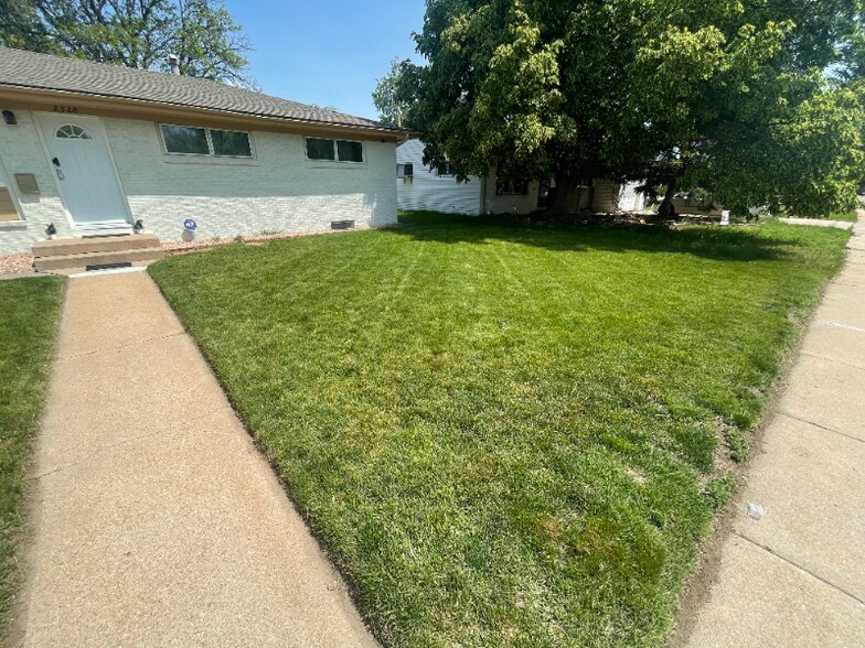 Primary Photo - 2528 14th Ave Ct