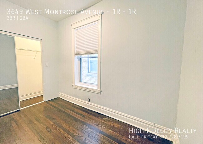 Building Photo - 3649 W Montrose Ave