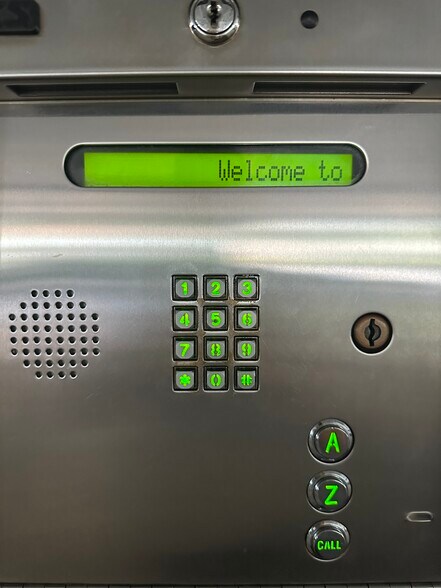 Building Photo - 180 NE 4th Ave