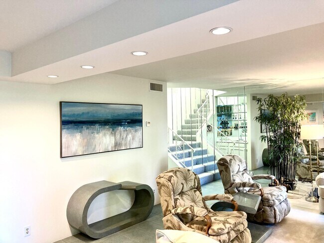Building Photo - 35050 Mission Hills Dr