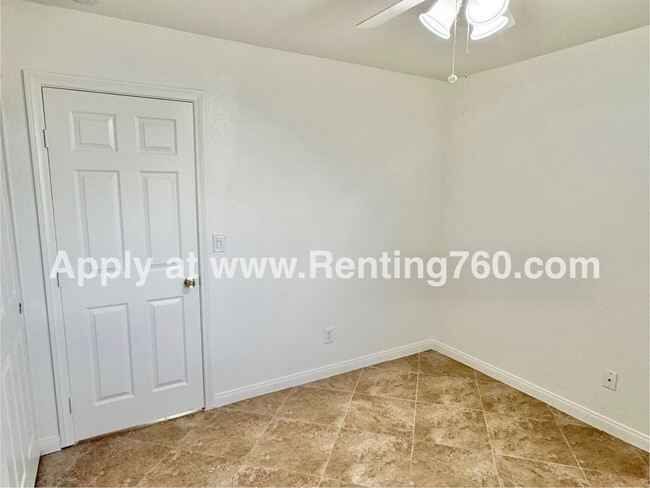 Building Photo - MOVE IN SPECIAL!! Very Nice 3 bedroom 2 Ba...