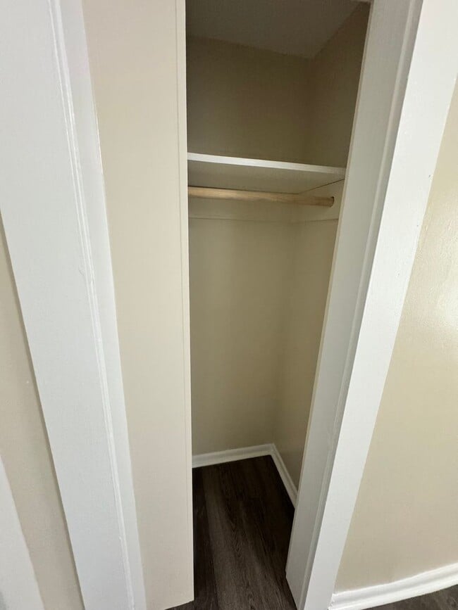 Building Photo - 2/1 House currently being remodeled. Shoul...