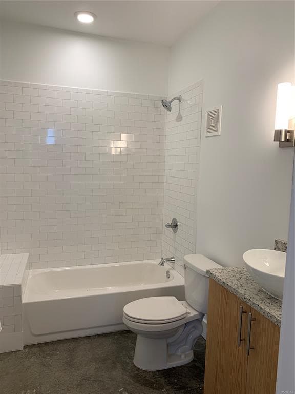 Building Photo - 101 N Bridge St