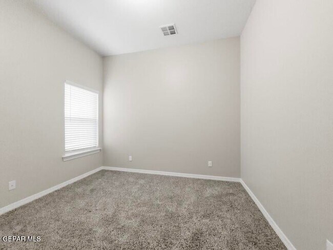 Building Photo - 11365 Hidalgo Dr