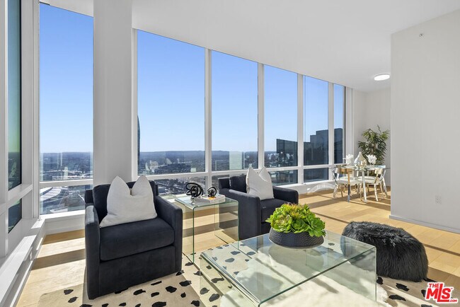 Building Photo - 877 Francisco St