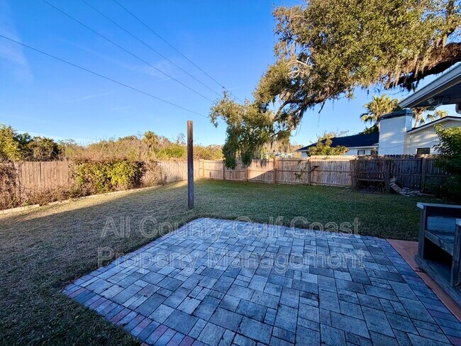 Building Photo - 8035 56th Ct E