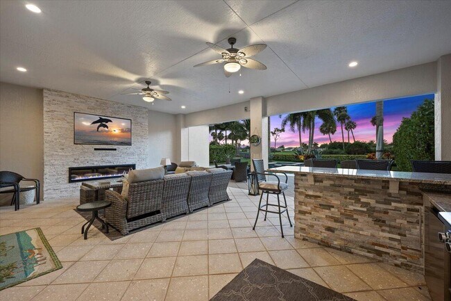 Building Photo - 208 Lucia Ct