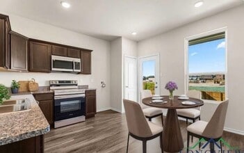 Building Photo - 1609 Everwood Ct