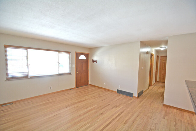 Building Photo - Arvada West Remodeled Ranch 4 bd, 3 bath