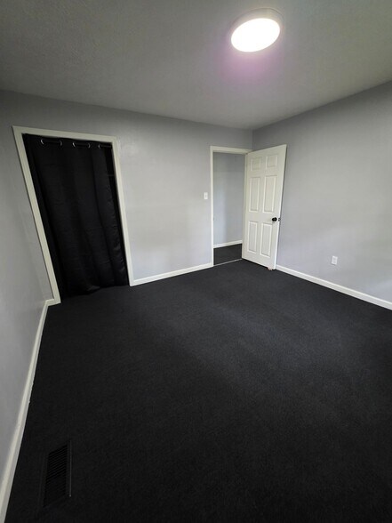 Building Photo - 177 W Wadsworth Cir