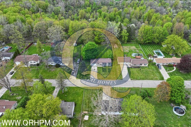 Building Photo - Available Now! Genesee Township!