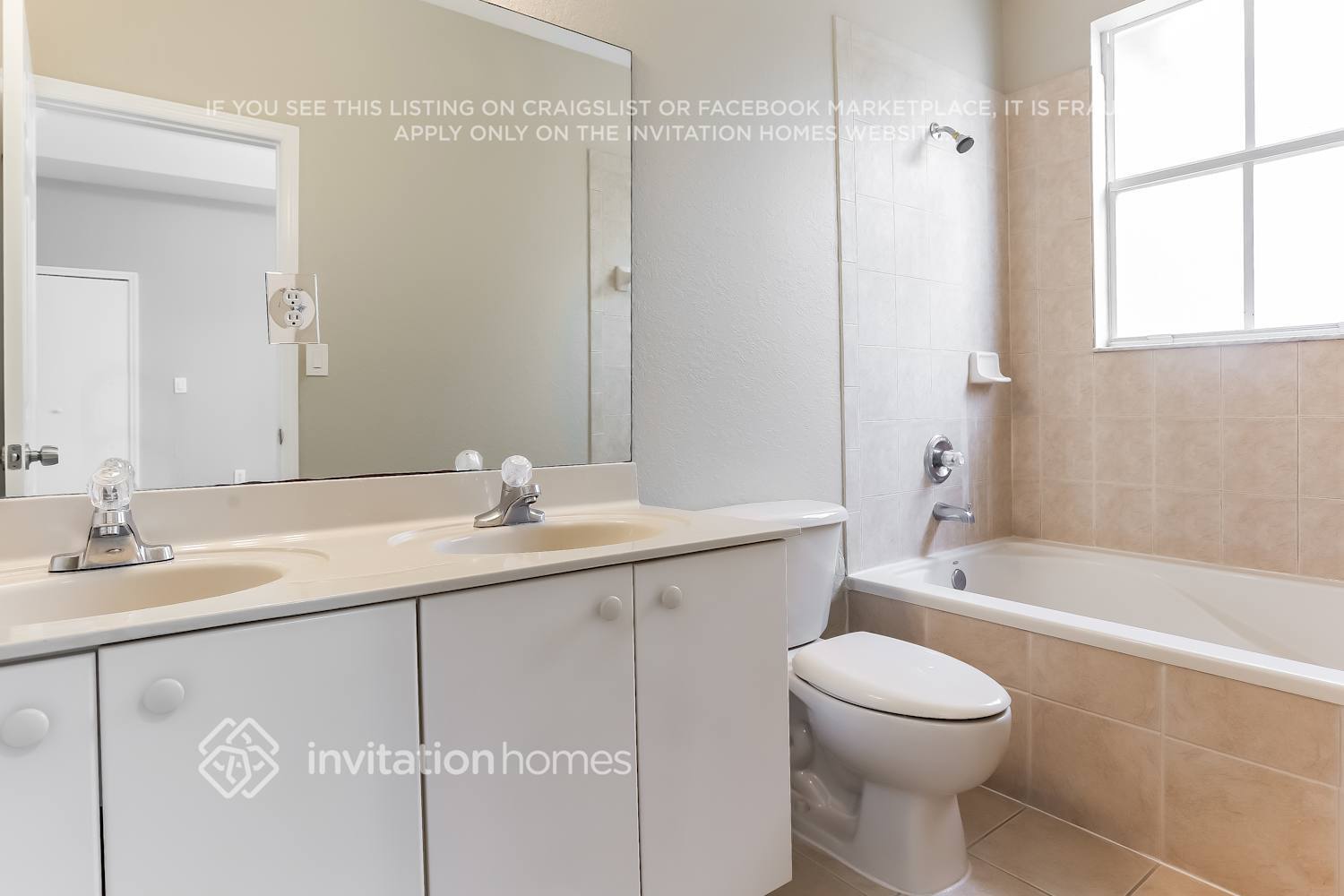 Building Photo - 10781 NW 80th Ln