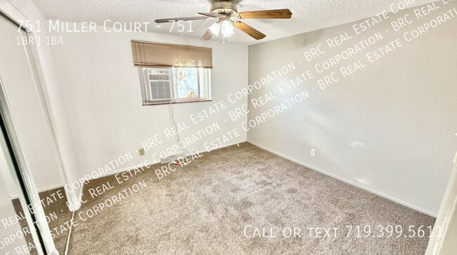 Building Photo - 751 Miller Ct