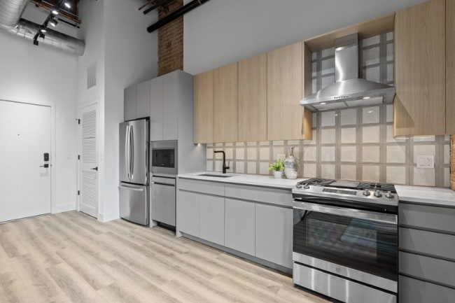 Building Photo - 133 W Ohio St