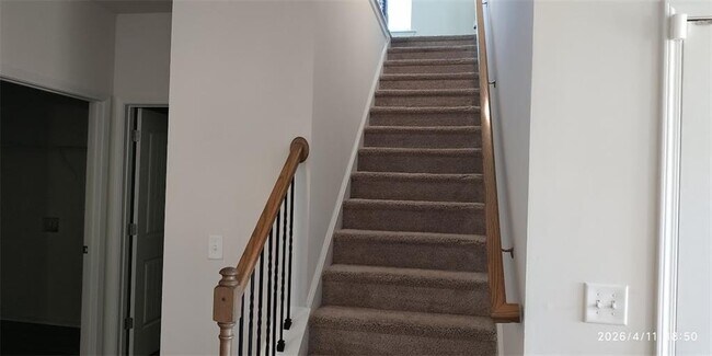 Building Photo - 132 Marion Dr