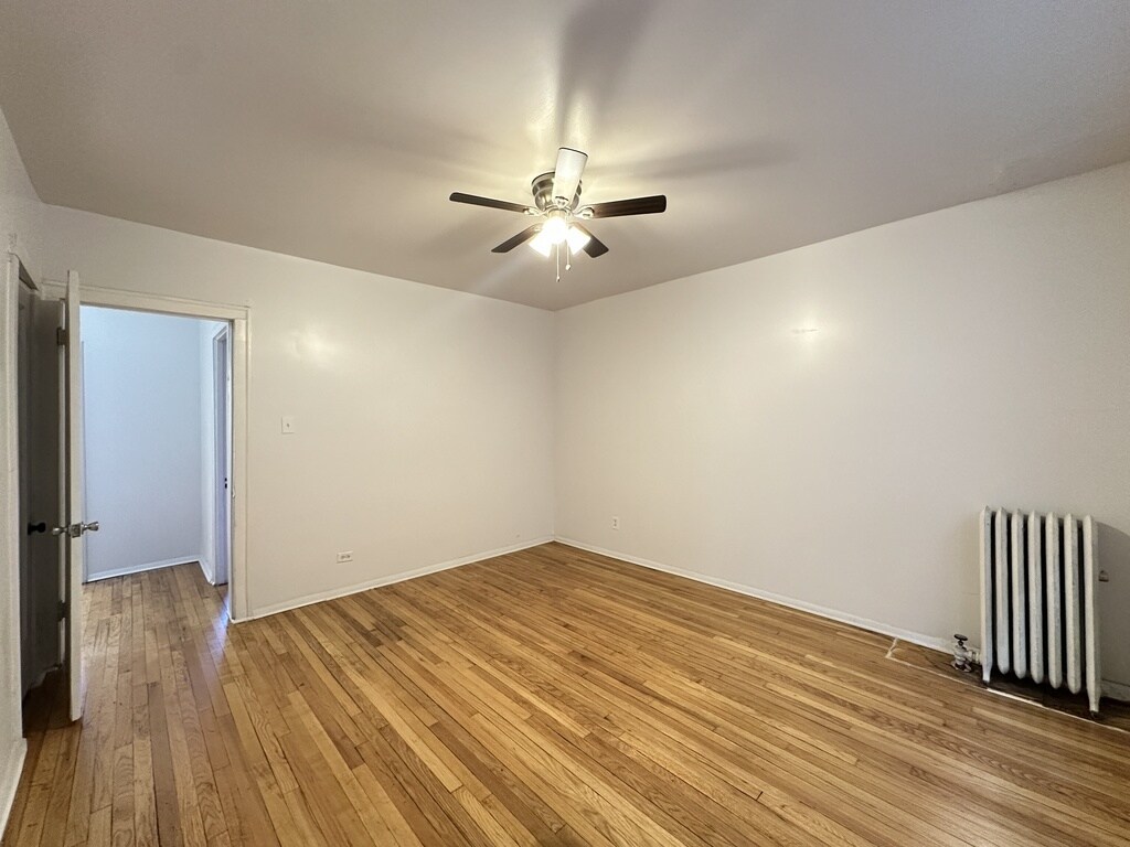 Building Photo - 7149 S Constance Ave