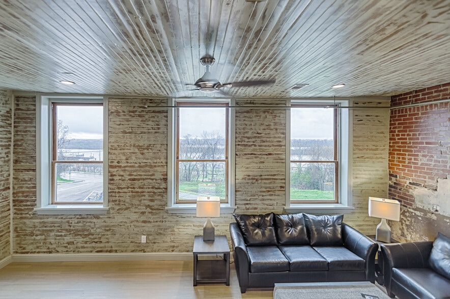 Building Photo - 1117 Washington St