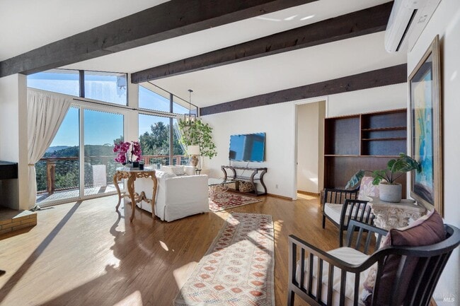 Building Photo - 80 Monte Cimas Ave