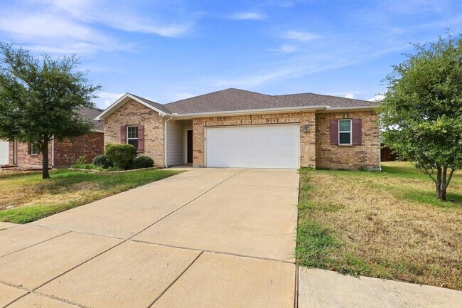 Building Photo - 405 Willow Creek Dr
