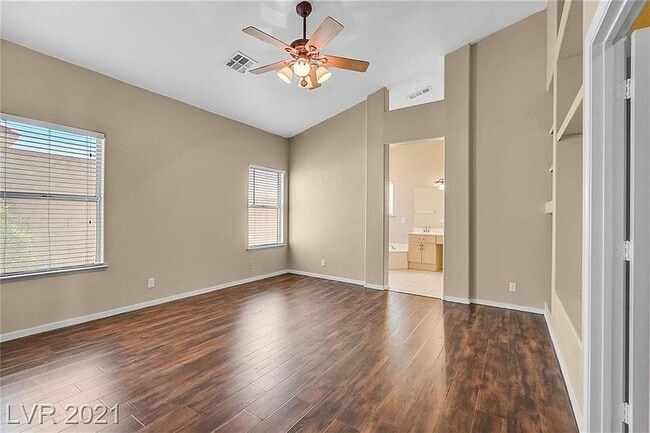 Building Photo - 237 Highgate St