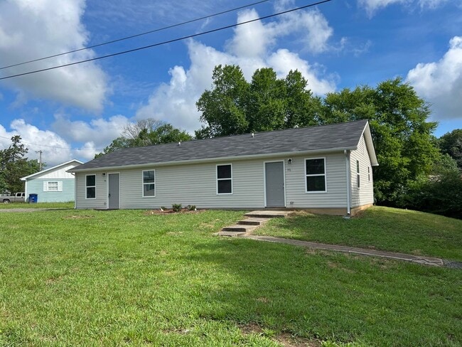 Building Photo - Cedar Grove B