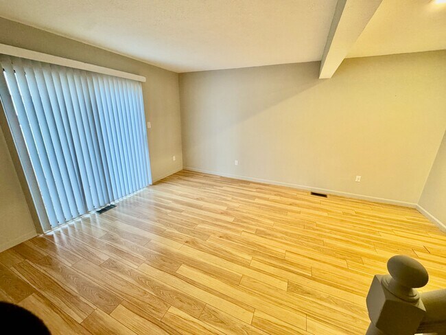 Building Photo - 2482 Brittany Ln