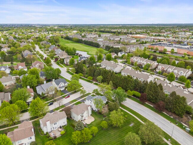 Building Photo - 3404 Interlochen Ln