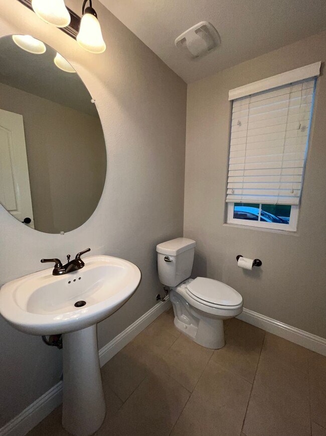 Building Photo - Available Soon!!  Avalon Gated Community!