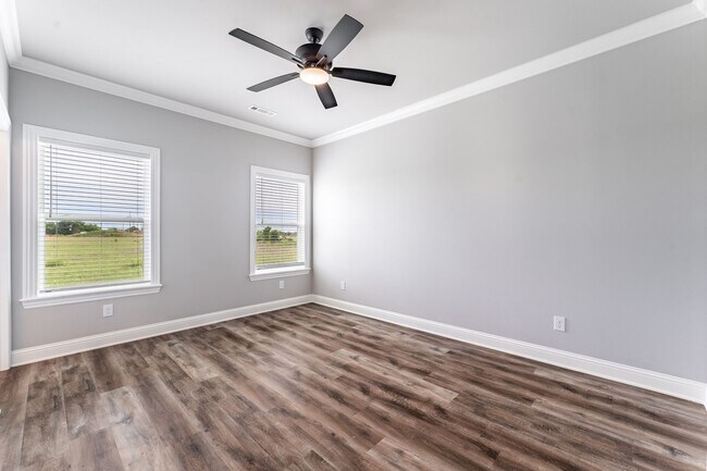 Building Photo - Newly Built Bentonville Home