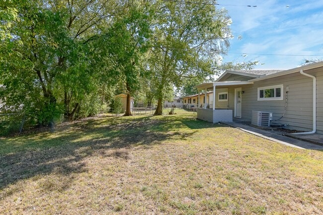 Building Photo - 50003 Del Ra Dr