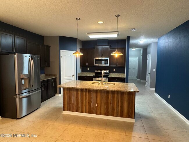 Building Photo - 15626 Tisons Blf Rd
