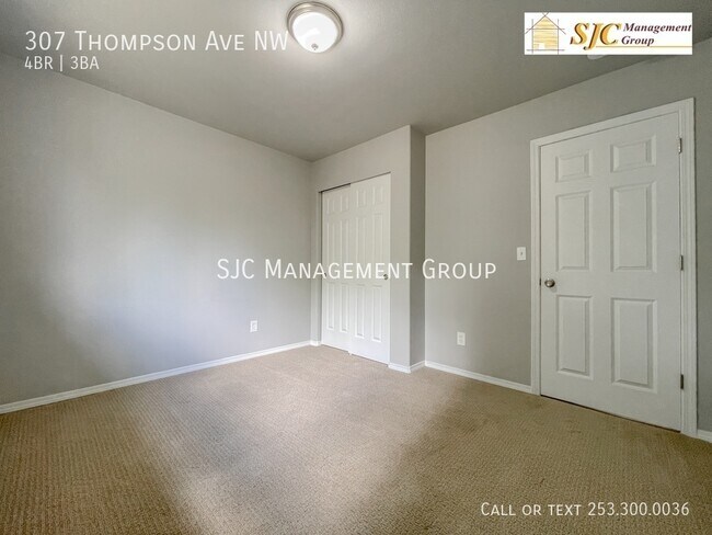 Building Photo - 307 Thompson Ave NW