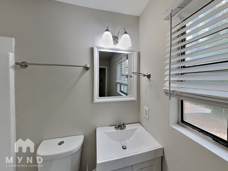 Building Photo - 5438 Brandon Ct