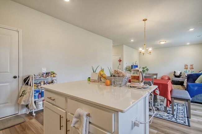 Building Photo - Spacious Moncks Corner Home