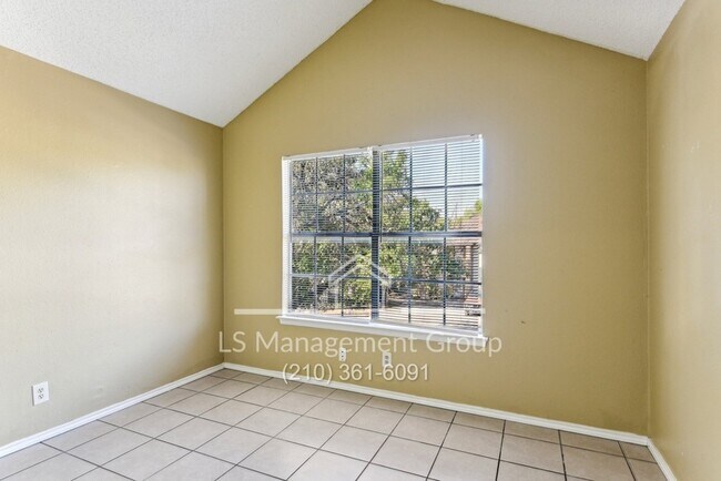 Building Photo - 6702 Windsor Hollow Dr